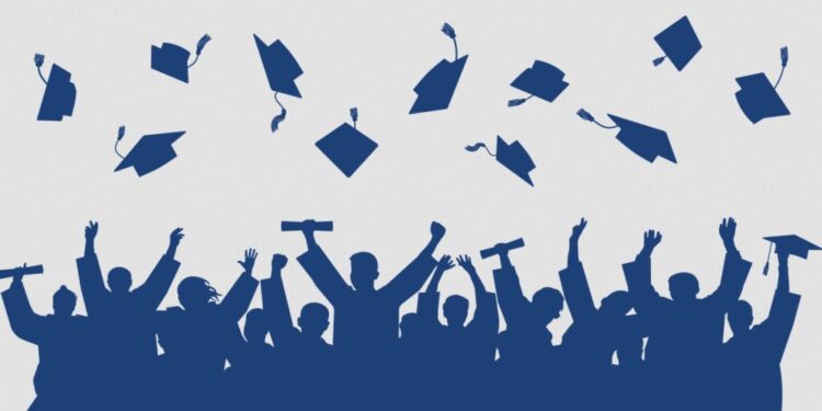 Ex gradu beneficia habens universitates